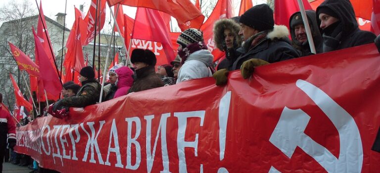 Комсы нулевых замолвлю я слово…